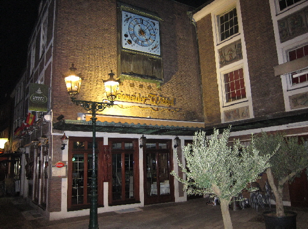 Dusseldorf-Schneider-Wibbel-Gasse-b