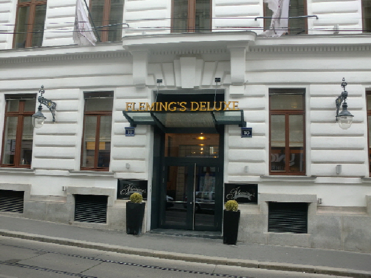 Wien-Hotel-Eingang